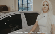 Kim Kardashian không biết mở cửa chiếc Maybach S-Class tùy biến cho riêng mình