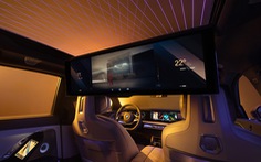 Màn hình khổng lồ trên BMW 7-Series mới khiến lái xe không thể nhìn qua gương chiếu hậu