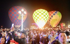 Hàng chục ngàn người dự lễ hội sầu riêng lần đầu tiên tại Đắk Lắk