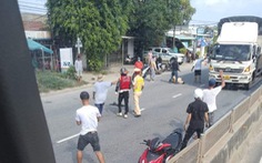 Cảnh sát yêu cầu dừng xe, nam thanh niên tông một chiến sĩ bị thương