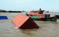 Tàu chở container chìm: Thiệt hại hàng trăm tỉ