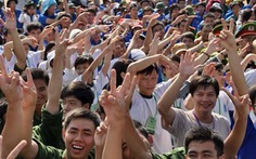 1.600 bạn trẻ dự hội trại "Tuổi trẻ giữ biển" 2012