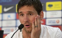 Messi: Xavi và Iniesta đều xứng đáng giành Quả bóng vàng