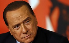 Cựu thủ tướng Ý Berlusconi trắng án