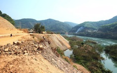 Ngược dòng Mekong đang hấp hối: Cảm Lãm góp phần bức tử Mekong