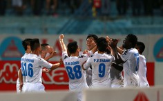 ​Chủ nhà Hà Nội có 3 điểm ở phút bù giờ cuối cùng