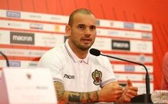 ​Điểm tin tối 6-1: Sneijder sang Qatar chơi bóng