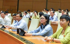 Trực tiếp: Quốc hội thảo luận việc huy động, quản lý và sử dụng các nguồn lực phục vụ phòng, chống dịch COVID-19