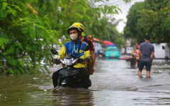 Dự báo thời tiết đêm 17, ngày 18-10: Mưa to ở các tỉnh phía Nam