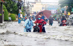 Dự báo thời tiết đêm 20, ngày 21-10: Trung Bộ mưa to trở lại