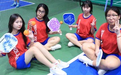 Teen Trường THCS-THPT Trí Đức bắt trend pickleball thành công