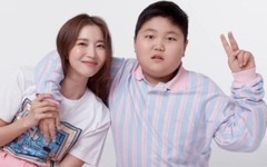 Nữ hoàng mặt nạ Oh Yoon Ah và tình yêu lớn với con trai tự kỷ