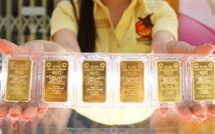 Sau bốn phiên đấu thầu vàng: Hơn 1 tấn vàng miếng SJC được tung ra thị trường