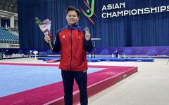Nguyễn Văn Khánh Phong bảo vệ thành công huy chương bạc thể dục dụng cụ châu Á