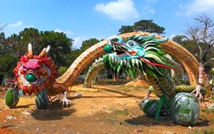 Cặp linh vật rồng Lưỡng long triều liên lắp ở Đà Lạt: Phạt 90 triệu đồng, buộc tháo dỡ