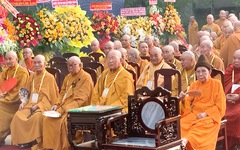 Hàng ngàn tăng ni, phật tử dự Đại lễ Phật đản tại TP.HCM