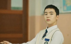 Moon Woo Jin của Atypical Family hóa ra quen mặt với mọt phim Hàn