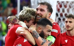 Georgia làm nên điều kỳ diệu, vượt qua vòng bảng Euro 2024