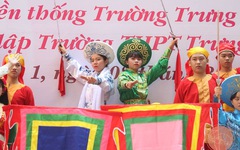 Teen Trưng Vương tái hiện vở cải lương Tiếng trống Mê Linh mừng ngày truyền thống