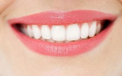 Nụ cười trắng khỏe! Thực phẩm cải thiện răng ố vàng