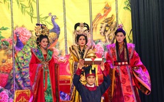 Việt Hương tái ngộ khán giả với kịch dài sau 15 năm