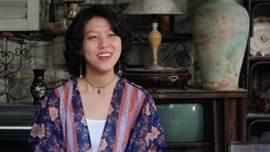 Video: Gặp gỡ cô gái hát nhạc Trịnh gây sốt trên mạng