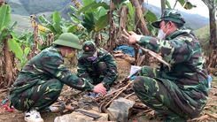 Video: Những nhà bạt quân đội bên triền đồi biên giới Việt - Trung mùa đại dịch corona