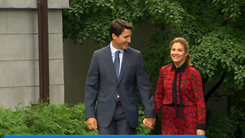 Video: Vợ Thủ tướng Canada đã dự sự kiện có hàng chục ngàn người tham dự ở Anh