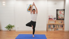 Tăng sức mạnh đôi chân với những động tác yoga đơn giản, hiệu quả