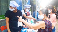 Video: Đặt các điểm phát khẩu trang miễn phí dọc theo đường phố Đà Nẵng