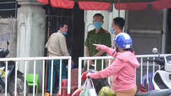 Video: Cách ly 2 khu phố ở Sầm Sơn vì có người mắc COVID-19