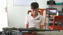 Video: Bắt 2 đối tượng trộm súng tiểu liên AK