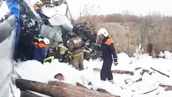 Video: Hình ảnh từ hiện trường vụ rơi máy bay ở Nga làm Ít nhất 15 thiệt mạng