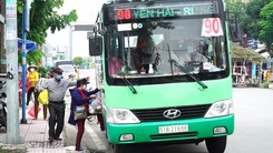 Video: Người dân Cần Giờ được đi xe buýt sau nhiều tháng tạm ngưng