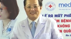 Video: Bắt giám đốc Bệnh viện TP Thủ Đức Nguyễn Minh Quân, liên quan sai phạm về đấu thầu