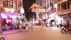 Video: TP.HCM dừng quán nhậu, karaoke, bar, vũ trường.. từ 12h trưa 9-2