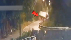 Video: Container lao xuống vực sau va chạm với xe tải trên đèo Bảo Lộc