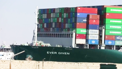 Video: Khoảnh khắc tàu Ever Given di chuyển trên kênh đào Suez sau khi được giải cứu