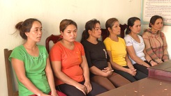 Video: Phá đường dây giả cô dâu, chú rể thực hiện hơn 100 vụ lừa đảo ở Đắk Lắk