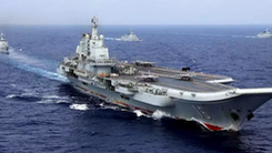 Video: Tàu chiến Mỹ bám đuổi tàu sân bay Liêu Ninh của Trung Quốc?