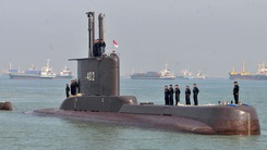 Video: Một tàu ngầm Indonesia bị mất tín hiệu hoàn toàn với trung tâm chỉ huy