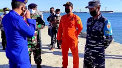 Video: Dốc toàn lực cứu thủy thủ tàu ngầm KRI Nanggala 402