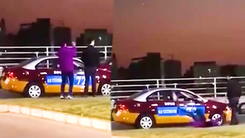 Video: Rớt sát hạch lái xe, thanh niên tự tát liên tiếp vào mặt mình