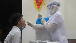 Video: Một nhà máy và gần 6.000 dân bị phong tỏa vì ca nhiễm COVID-19 ở Hà Tĩnh