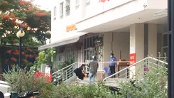 Video: Phong tỏa chung cư trên đường Phan Chu Trinh, quận Bình Thạnh do có ca mắc COVID-19