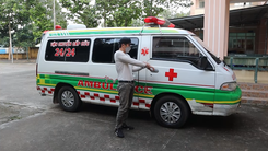 Video: Xe cấp cứu 'ngụy trang' chở ma tuý ở Bình Phước