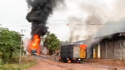 Video: Nổ lớn, xe bồn chở xăng và xe tải bốc cháy, một tài xế bị bỏng nặng