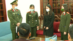 Video: Câu kết mua bán đề thi nâng ngạch chuyên viên chính, khởi tố 8 công chức ở Lạng Sơn