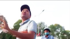Video: Triệu tập một tài xế liên quan vụ phóng viên bị hành hung khi phản ánh ‘xe dù, bến cóc’