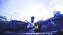 Video: Truy tìm nhóm người chặn xe tấn công tài xế ô tô trên quốc lộ 1